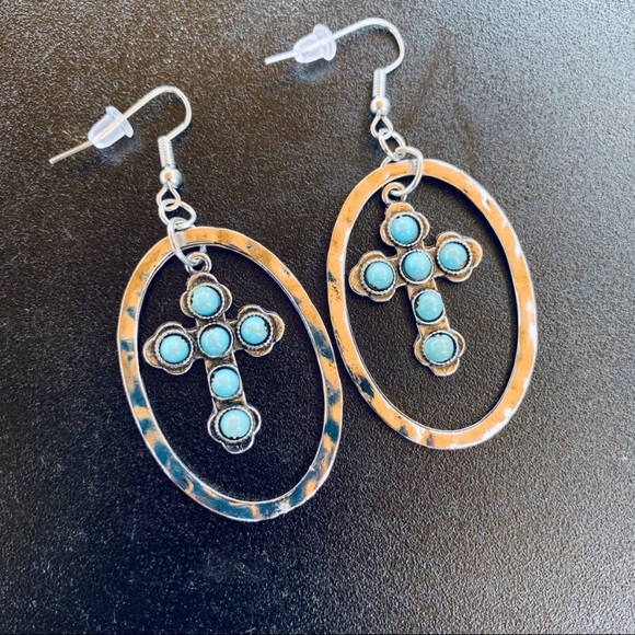 Hammered Silver Oval Turquoise Cross Earrings - Picture 5 of 7